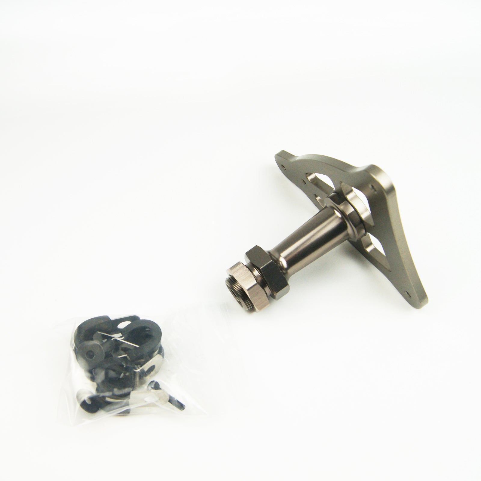 (CN) Spare Tyres Tire Carrier Mount  for LOSI 5IVE-T / Rovan LT / 30 Degree North Baja 5B 5T